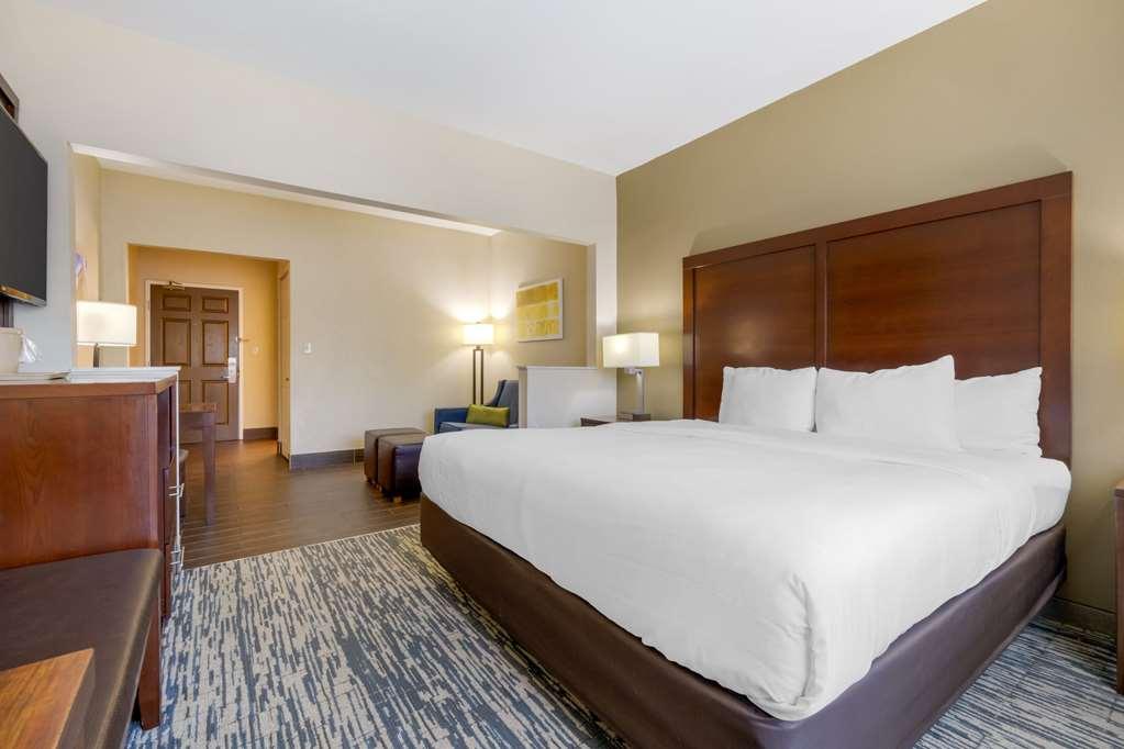 Comfort Suites Keeneland Lexington Room photo